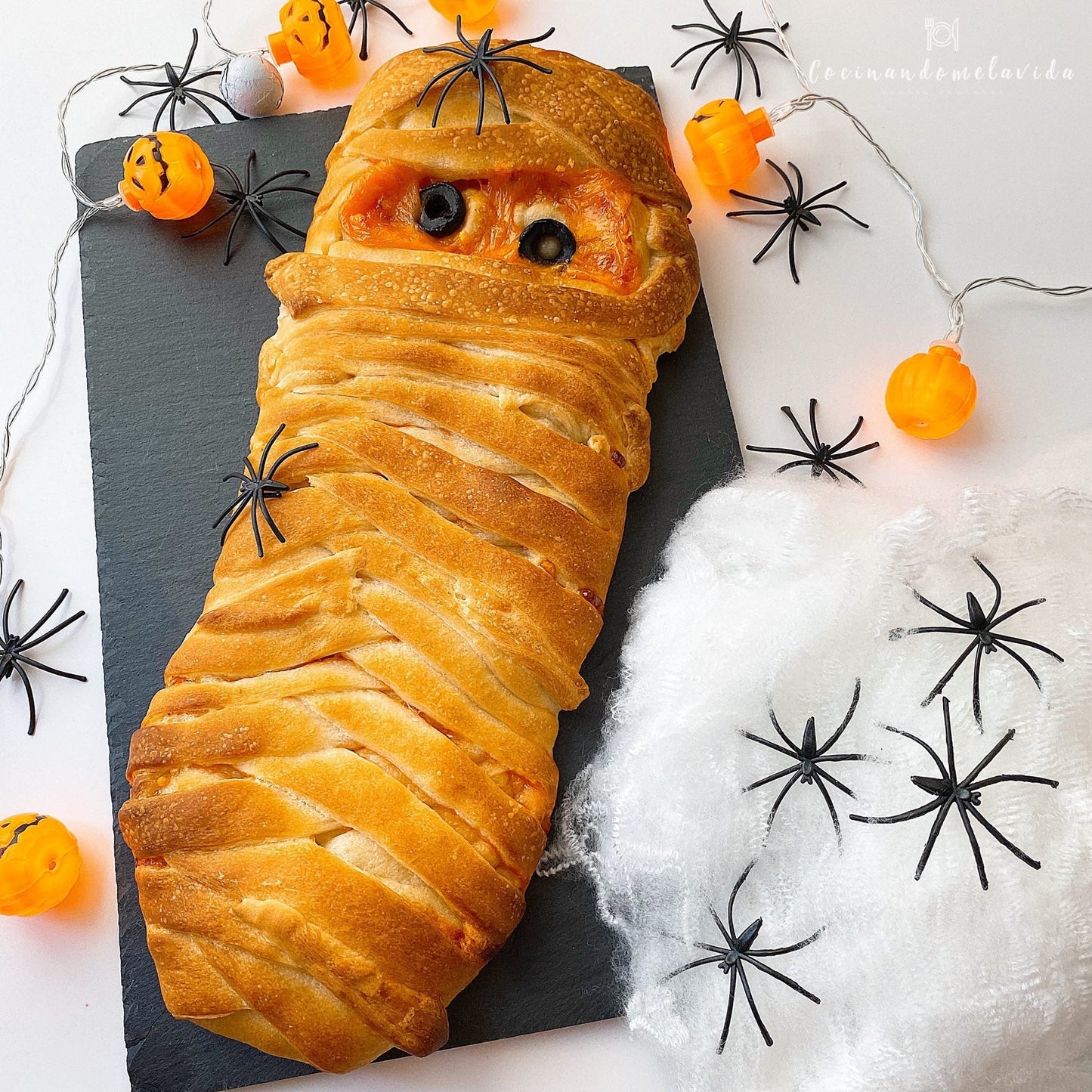 PIZZA MOMIA RELLENA DE QUESO